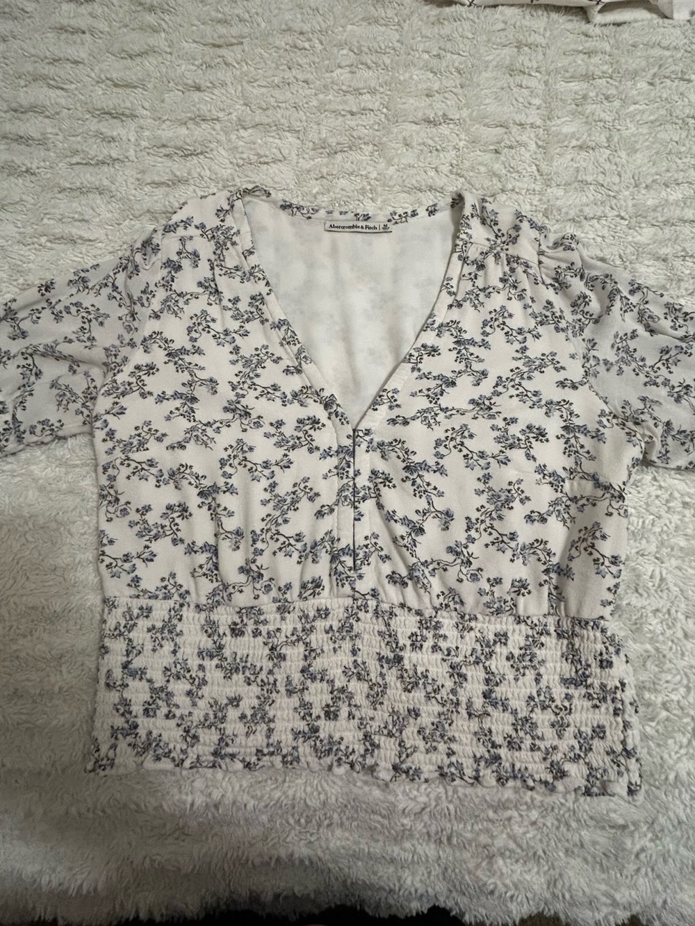 Abercrombie & Fitch Floral Ruched Shirt